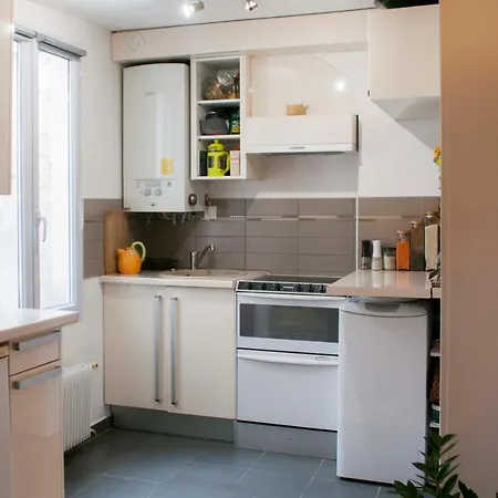 Nice Apt With Wi-Fi At 10 Min By Metro-Belleville Appartement